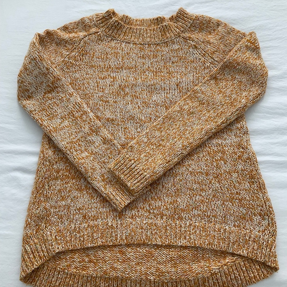 Loft size M sweater. Only worn once